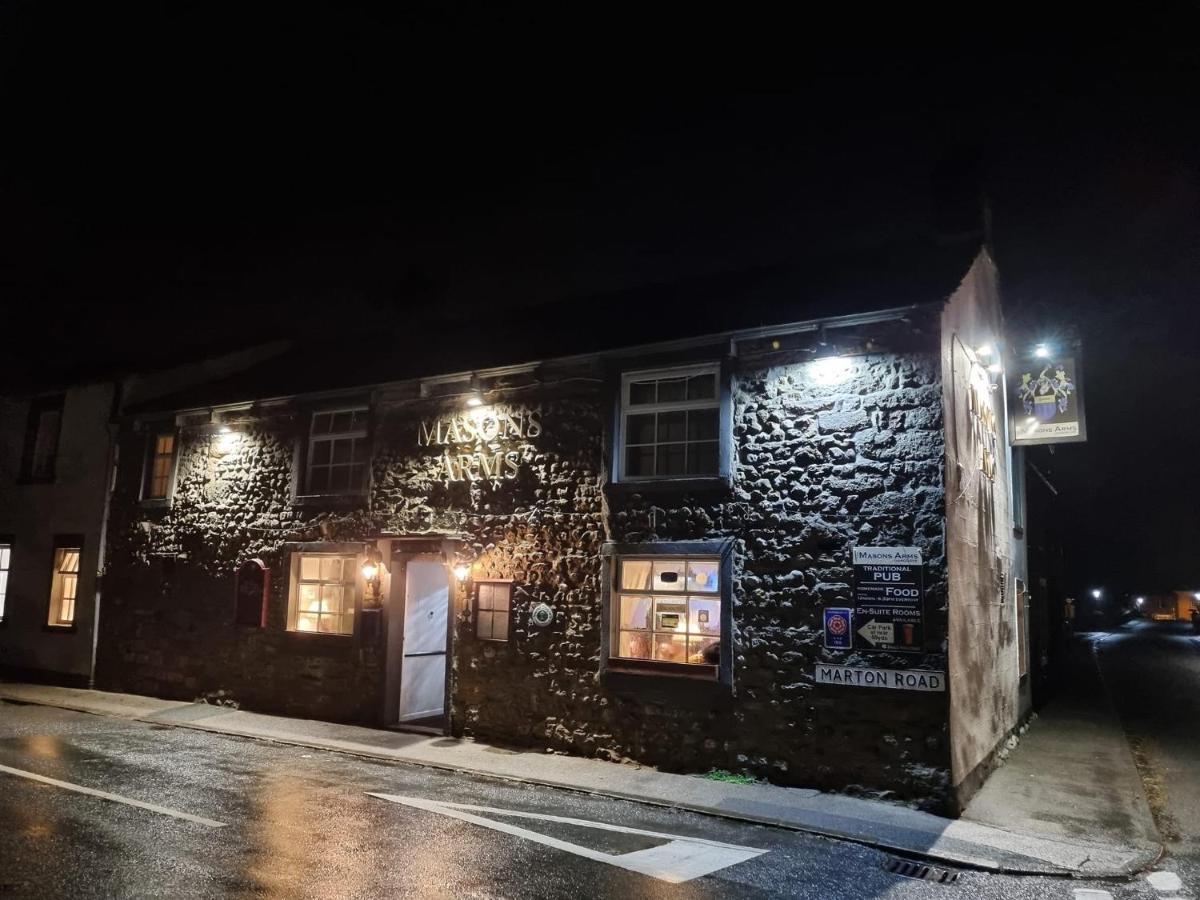 Masons Arms Hotel Skipton Exterior photo